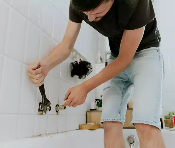 Affordable Bathtub Faucet Replacement in Westfield: Choose Experienced Local Technicians