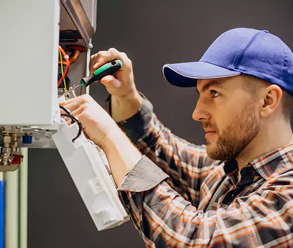 Expert Plumber for Tankless Water Heater Maintenance in Westfield, IN: Schedule Professional Maintenance Services with Us